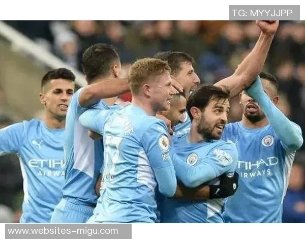 拜仁与曼城首发阵容揭晓谁能在欧冠大战中占据优势